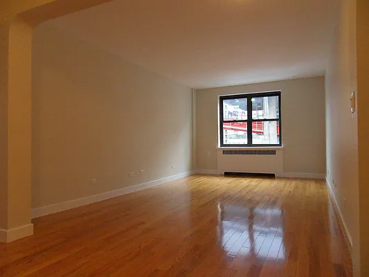 Rented by Stonehenge NYC LLC | media 10