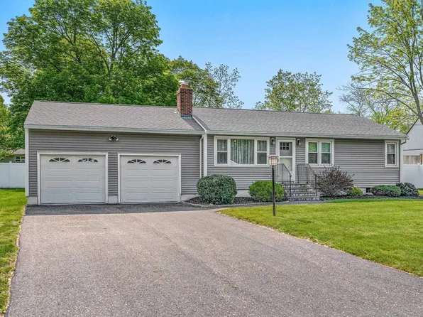 3 Wayside Drive, Exeter, NH 03833