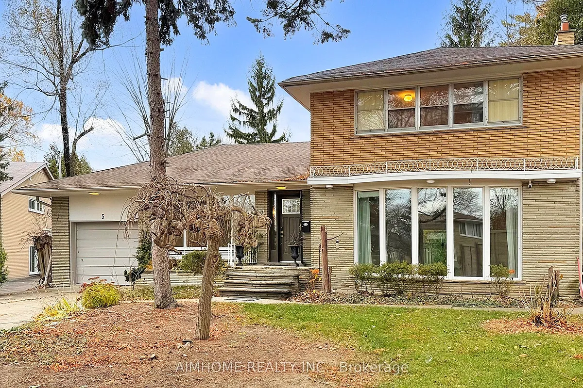 Building Photo - 5 Morewood Cres