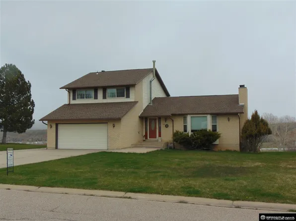 216 Toponce Dr, Evanston, WY 82930