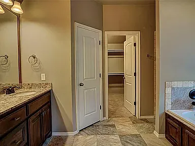 19124 Cottonwood Ct — Photo 12