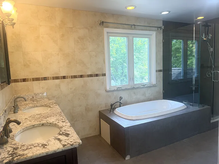 62 W McClellan Ave — Photo 13
