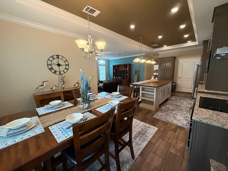 211 Hummingbird Ln — Photo 6