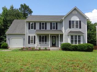12612 Summerhouse Ln, Midlothian, VA 23112