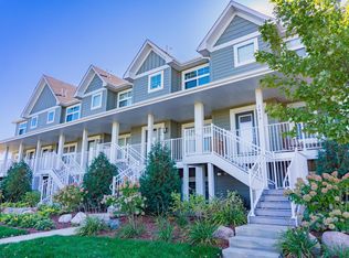 2970 Clover Ridge Dr, Chaska, MN 55318