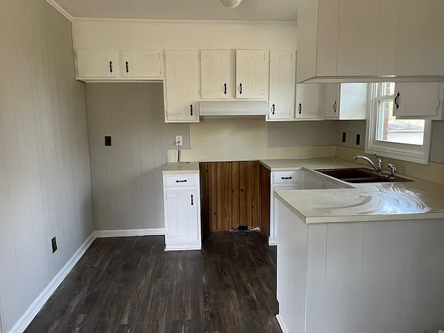 Building Photo - 136 Harriet Ln