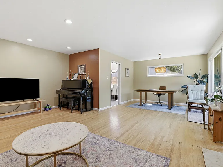 872 W Knickerbocker Dr — Photo 10