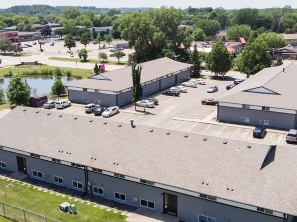 930 S Main St #3, River Falls, WI 54022