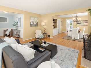 806 N 59th St, Seattle, WA 98103