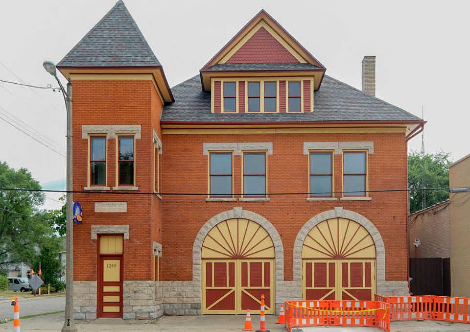 1st image of 1249 Portage St