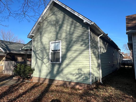 2nd image of 1315 S Richland St