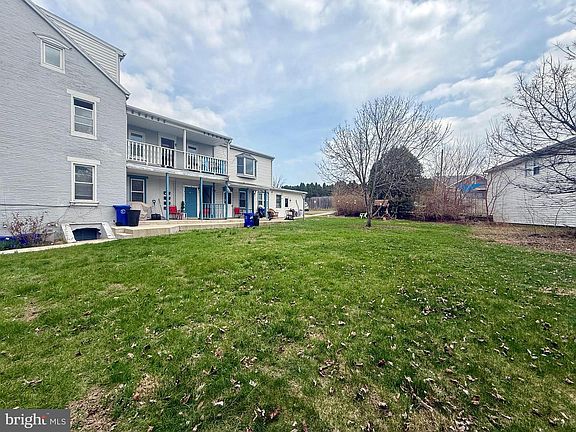 3rd image of 3527 Kutztown Rd