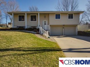 1405 S 167th St, Omaha, NE 68130