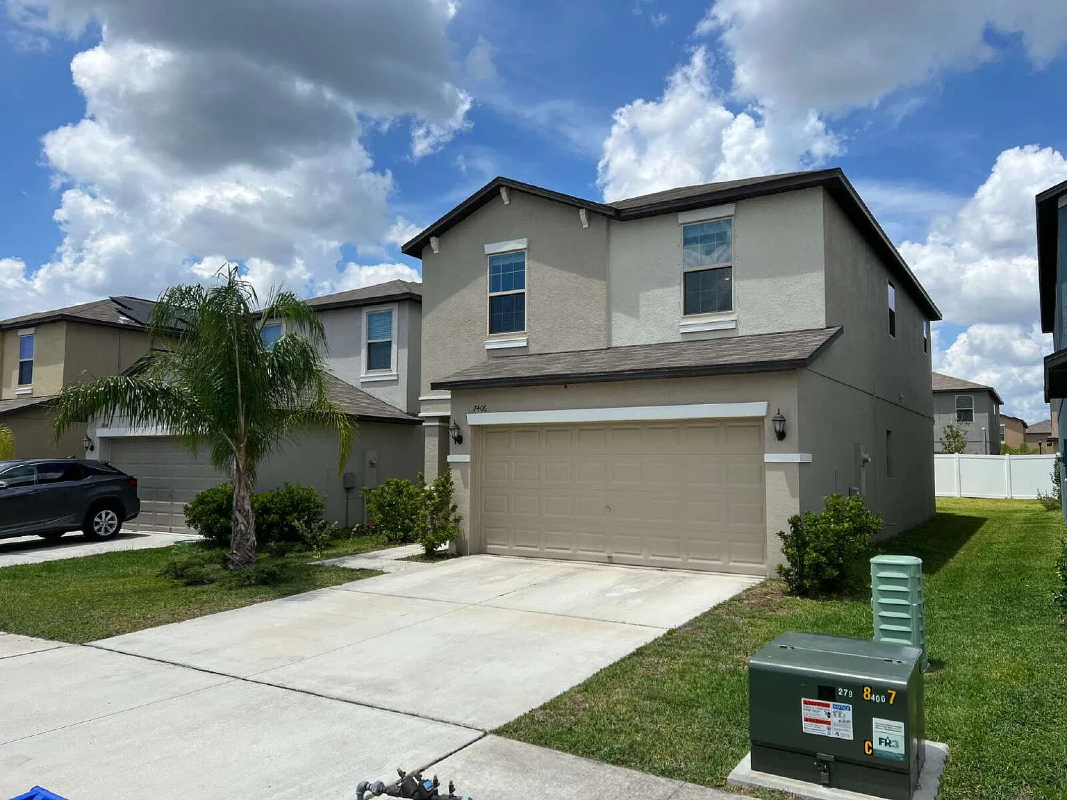 7406 French Marigold Ave, Tampa, FL 33619 — Photo 3