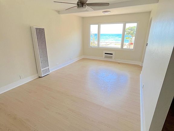 4th image of 212 N Coast Hwy #5