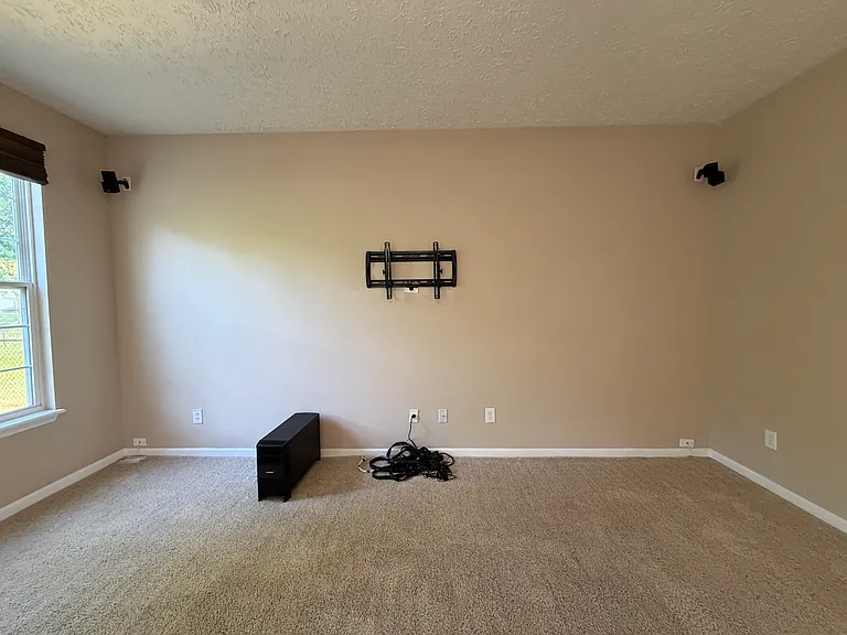 2537 Thorney Wood Ln — Photo 9