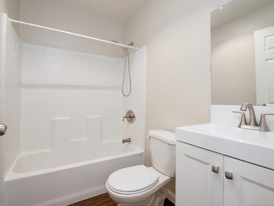 2800 Monterey Rd #2