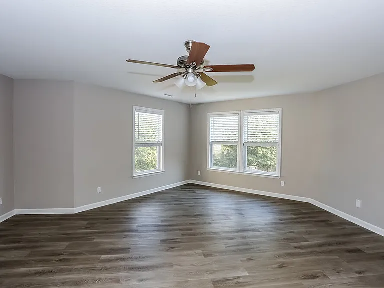 313 Ranlo Ave — Photo 8