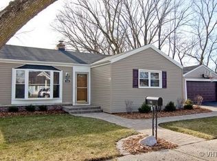 735 W Glencoe Rd, Palatine, IL 60067