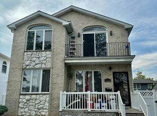 131 Bennett Ave, Staten Island, NY 10312