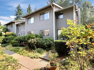 10010 NE 120th St APT B1, Kirkland, WA 98034