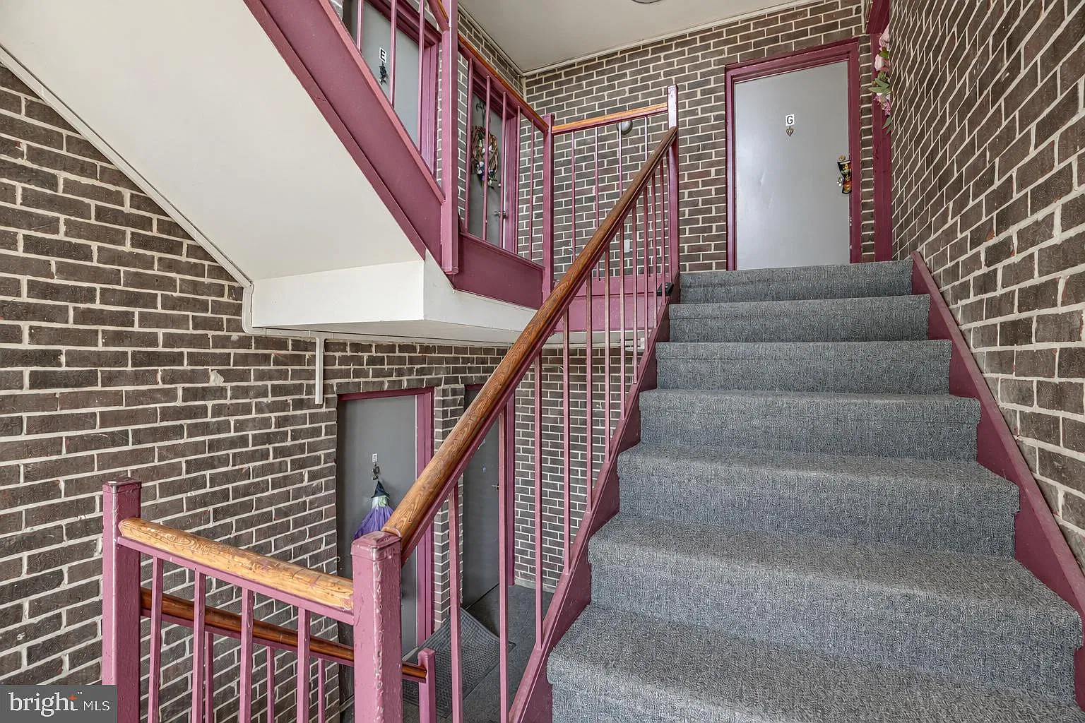 2 bed, 1.5 bath, 1042 sqft, $1,695 — Photo 3