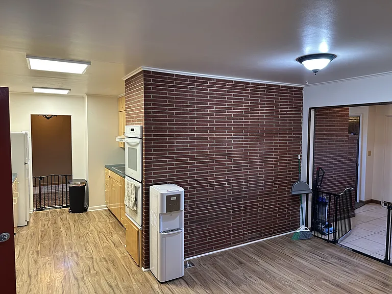 325 S Arizona St — Photo 19