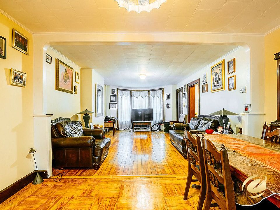 2nd image of 530 48th St