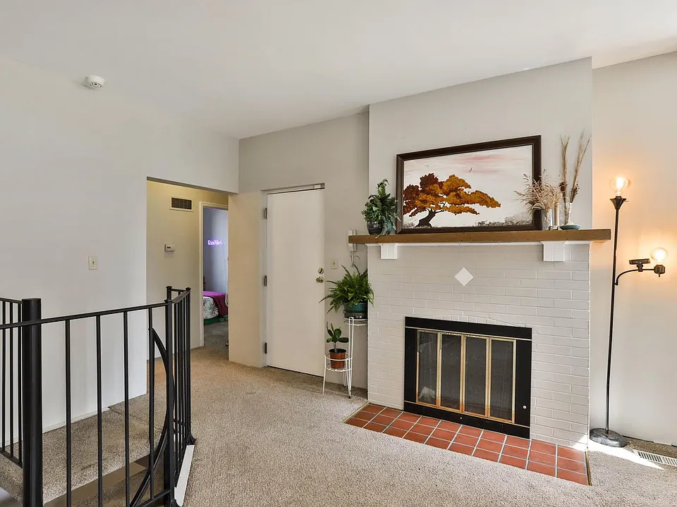 Front door to main level opens into Living room.