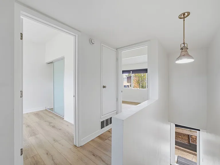 4200 Shorecrest — Photo 9
