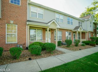 9214 W Arquilla Dr, Mokena, IL 60448