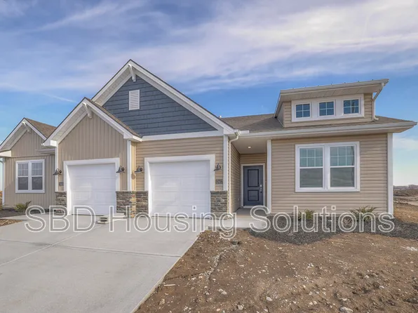12410 S Parkwood Ln, Greenwood, MO 64034