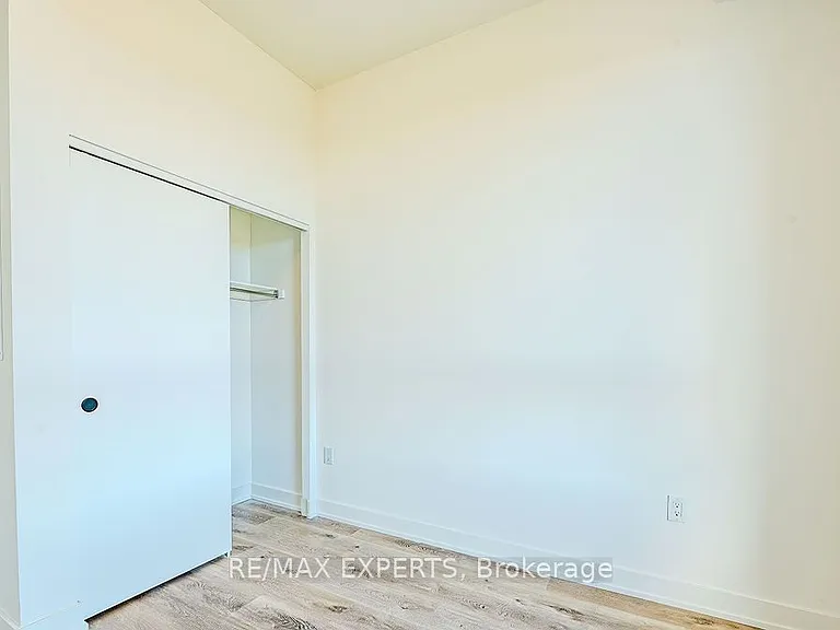 2475 Old Bronte Rd #801 — Photo 14