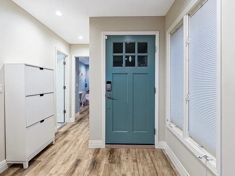 1534 Bradley Dr — Photo 7