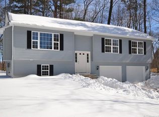 19 Hilltop Rd, Windsor, CT 06095