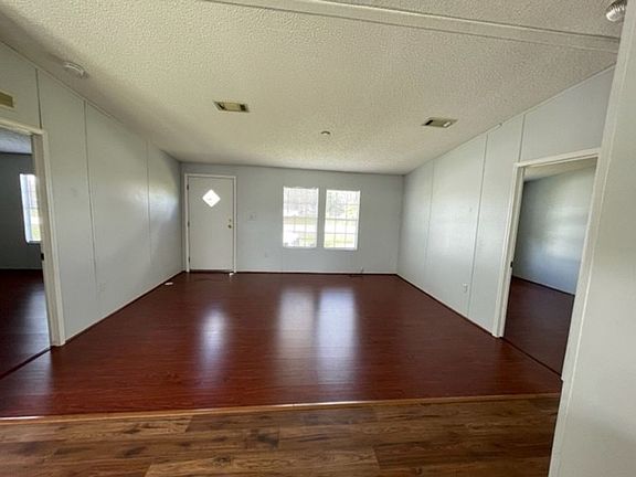 2nd image of 4884 Duncan Rd