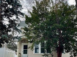 2016 Princeton Ave, Saint Paul, MN 55105