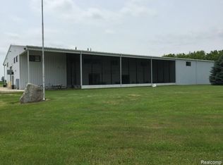 6350 Wolf Rd, Brown City, MI 48416