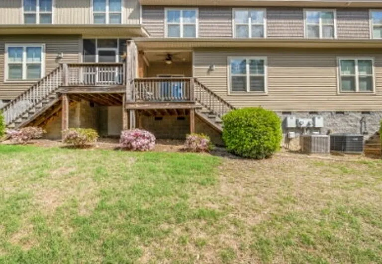 116 Cypress Cir — Photo 8