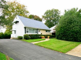 135 Kenmark Rd, Newark, DE 19713