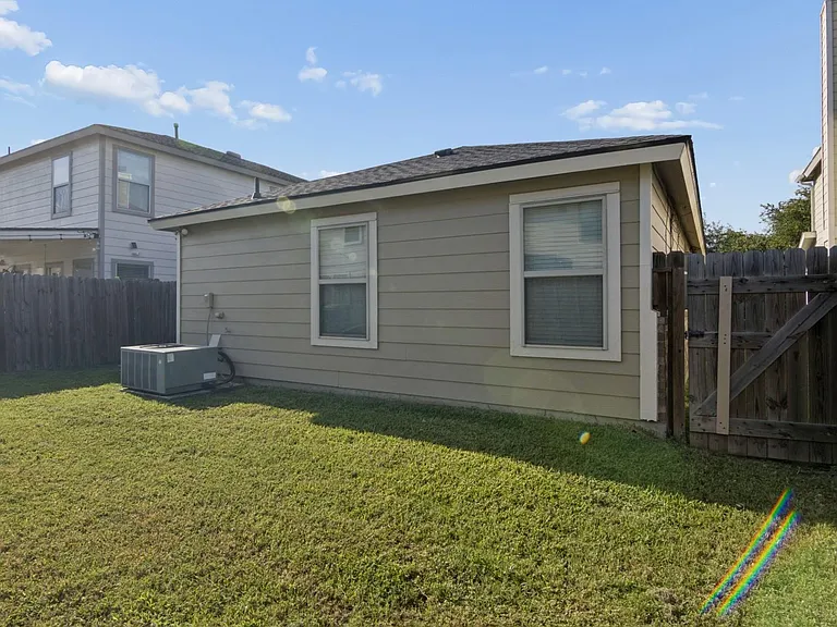 2658 Skyview Downs Dr — Photo 23