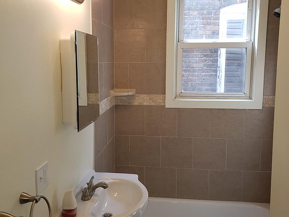 2nd image of 43 Willoughby St #2L