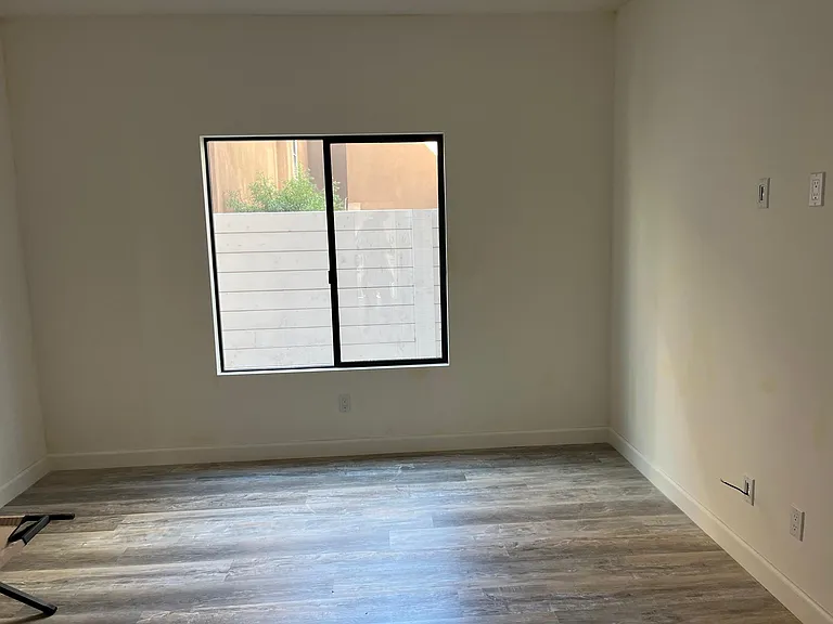 250 B Ave #A — Photo 6