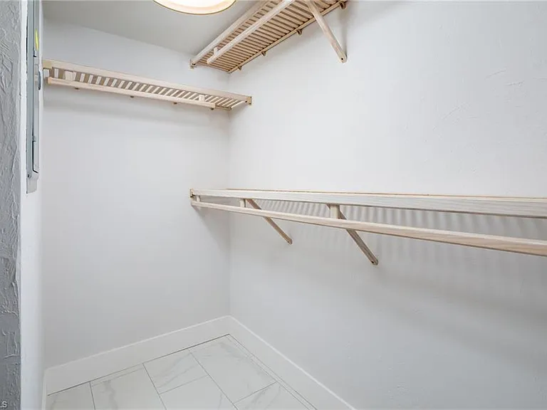 10475 Gulf Shore Dr #115 — Photo 19
