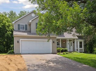 6451 Devonshire Dr, Chanhassen, MN 55317