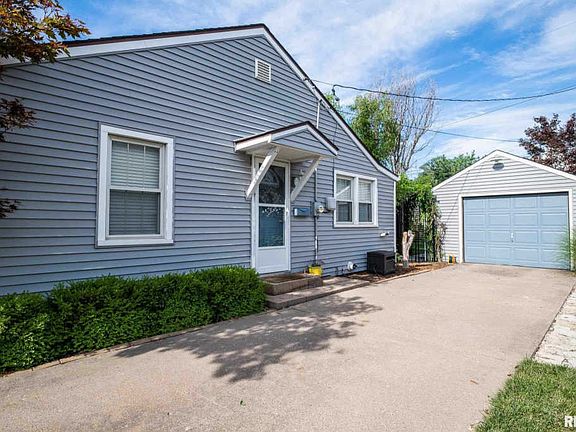 2nd image of 3908 N Sherwood Ave