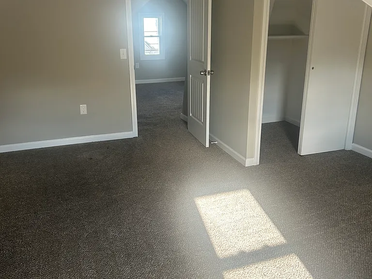 143 S Cliff St — Photo 9