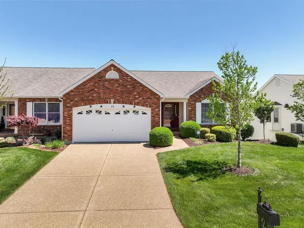 12 Putting Green Dr, Dardenne Prairie, MO 63368