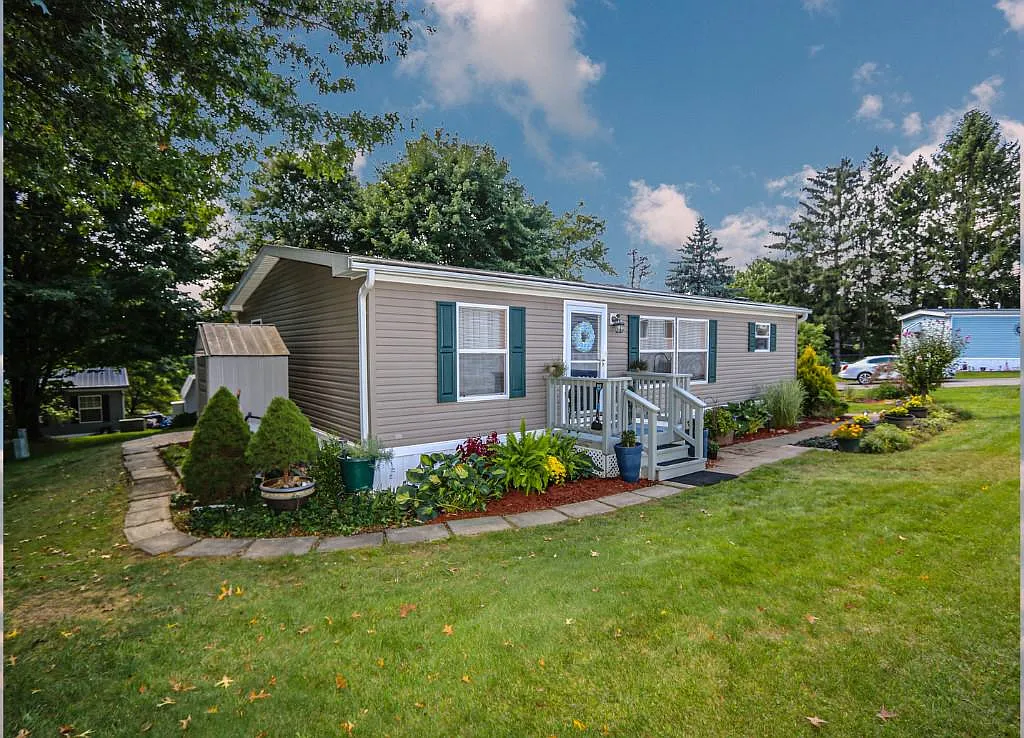 802 Elk Dr photo 1