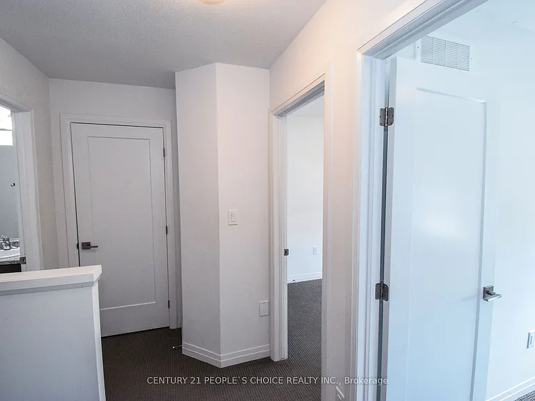 15 Hoffman Ln — Photo 37